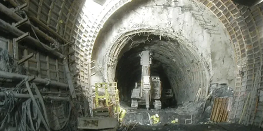 Analyse géotechnique pour tunnels en sols mous à Tours